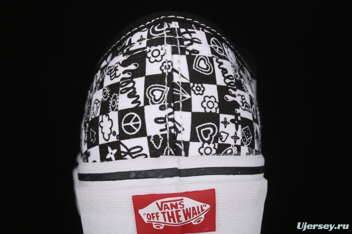 Vans Authentic black and white graffiti printing VN0A2Z518G