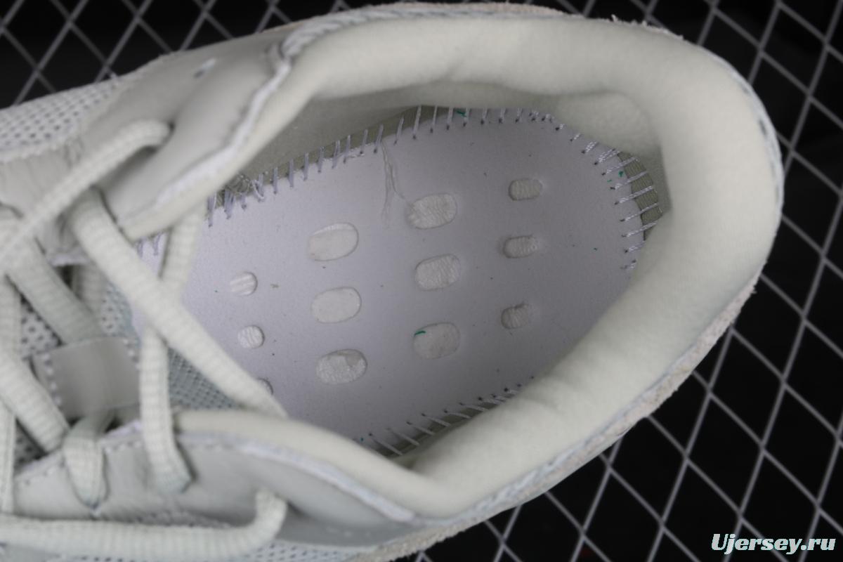 Adidas Yeezy Boost 700 Salt EG7487 Kanye Coconut 700Sea Salt spray running shoes 3M reflective