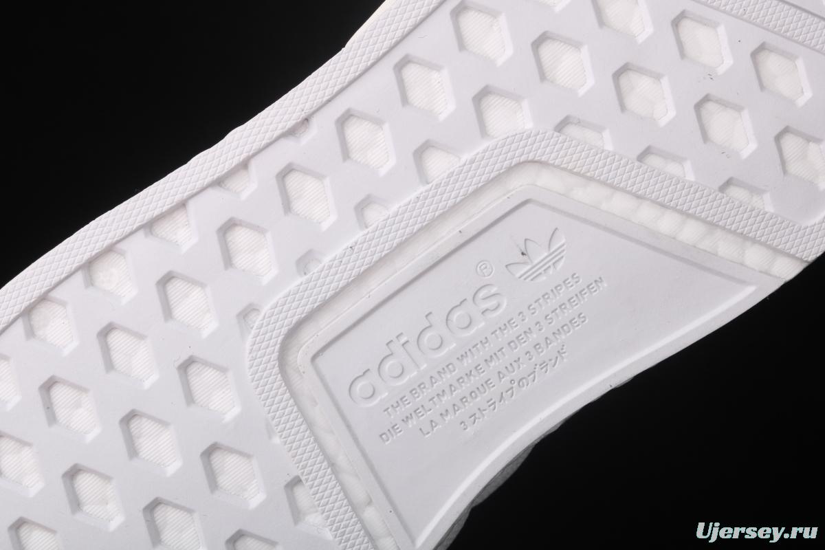 Adidas NMD R1 Boost FV7306's new really hot casual running shoes