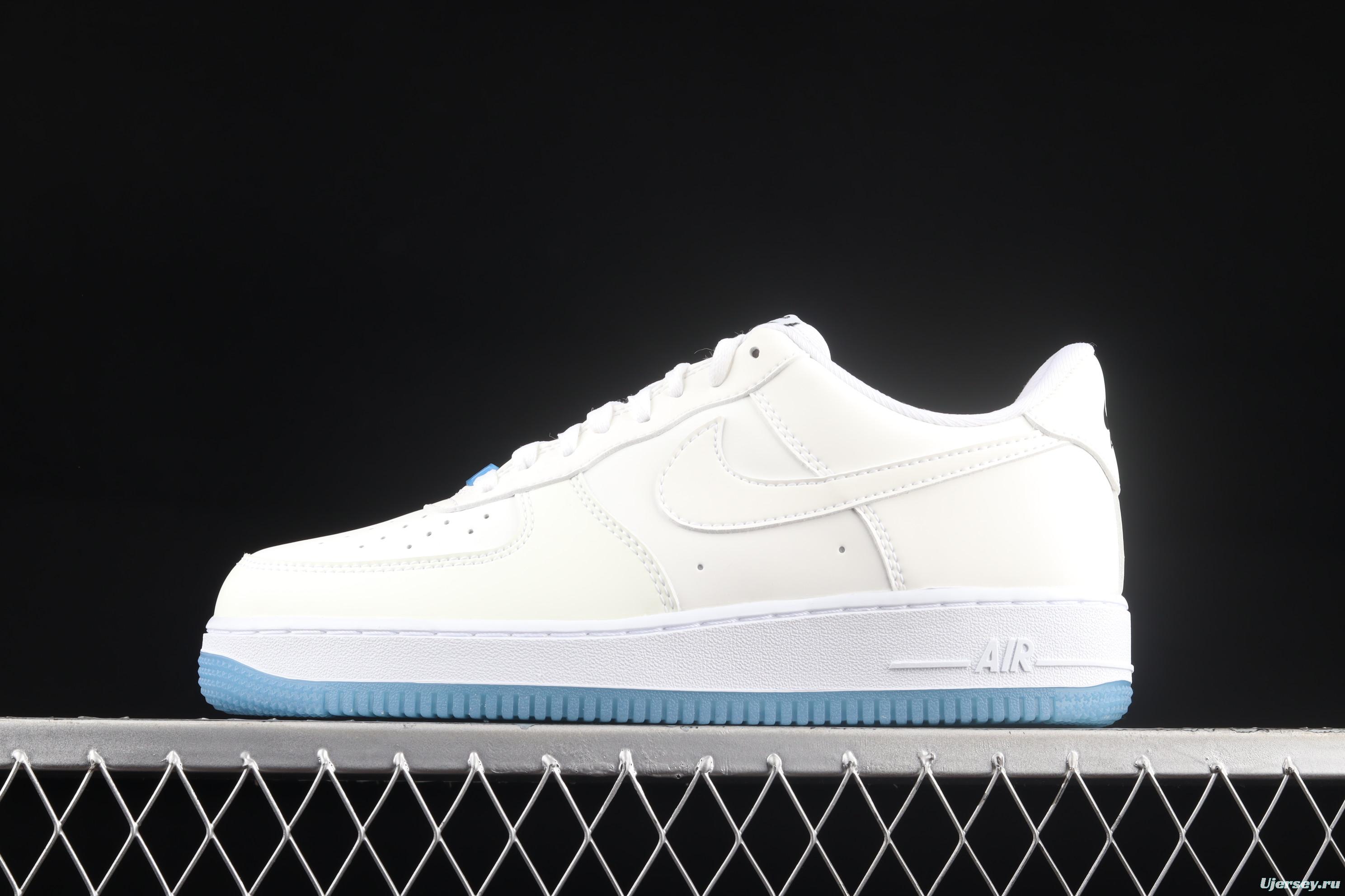 NIKE Air Force 1 low-top sports and leisure board shoes DA8301-100