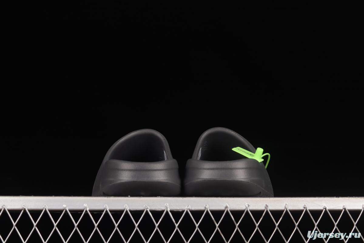 Kanye West x Yeezy Slide Resin HQ6448 Black Onyx