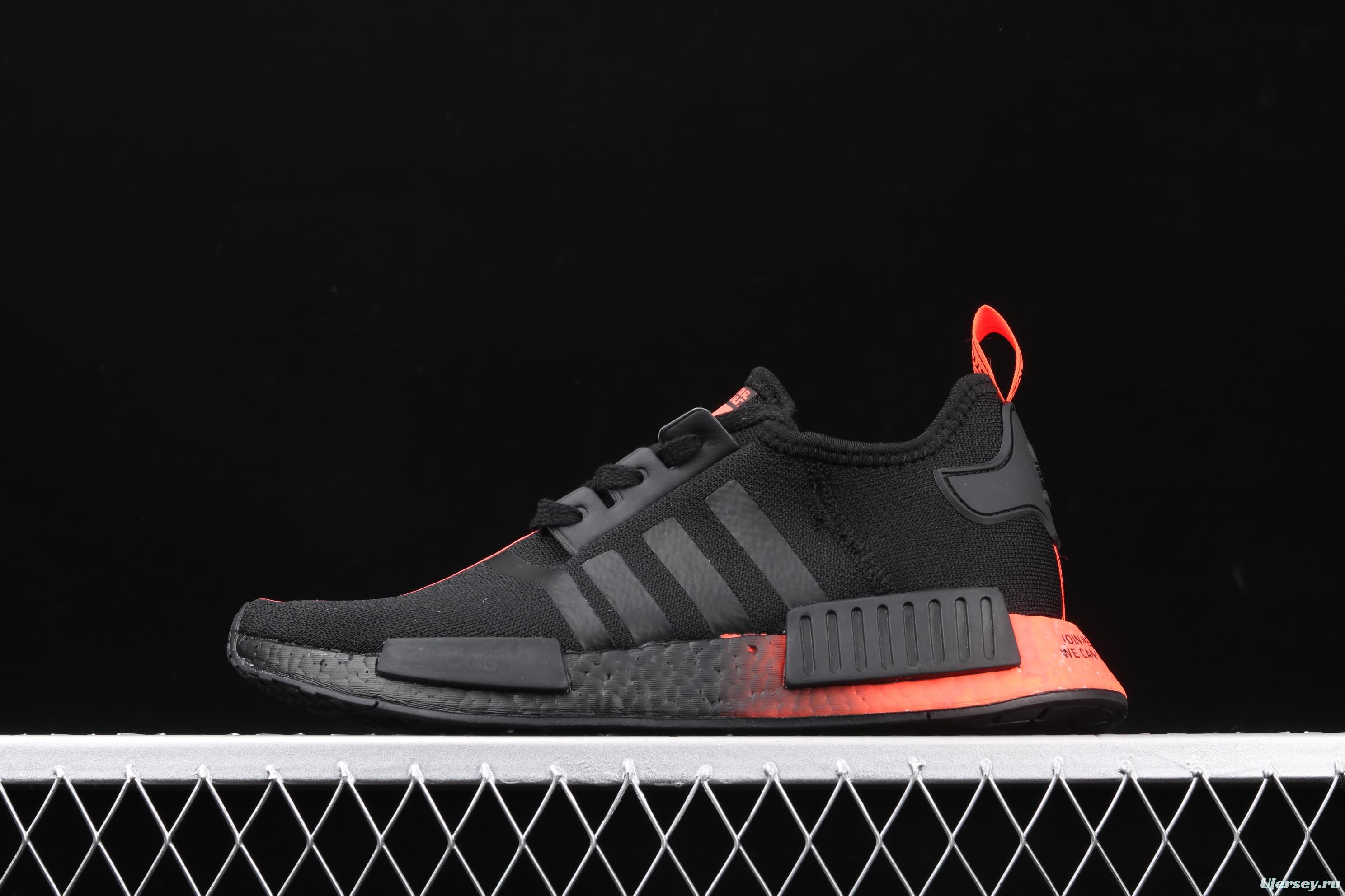 Adidas NMD_R1 FW2282 elastic knitted running shoes