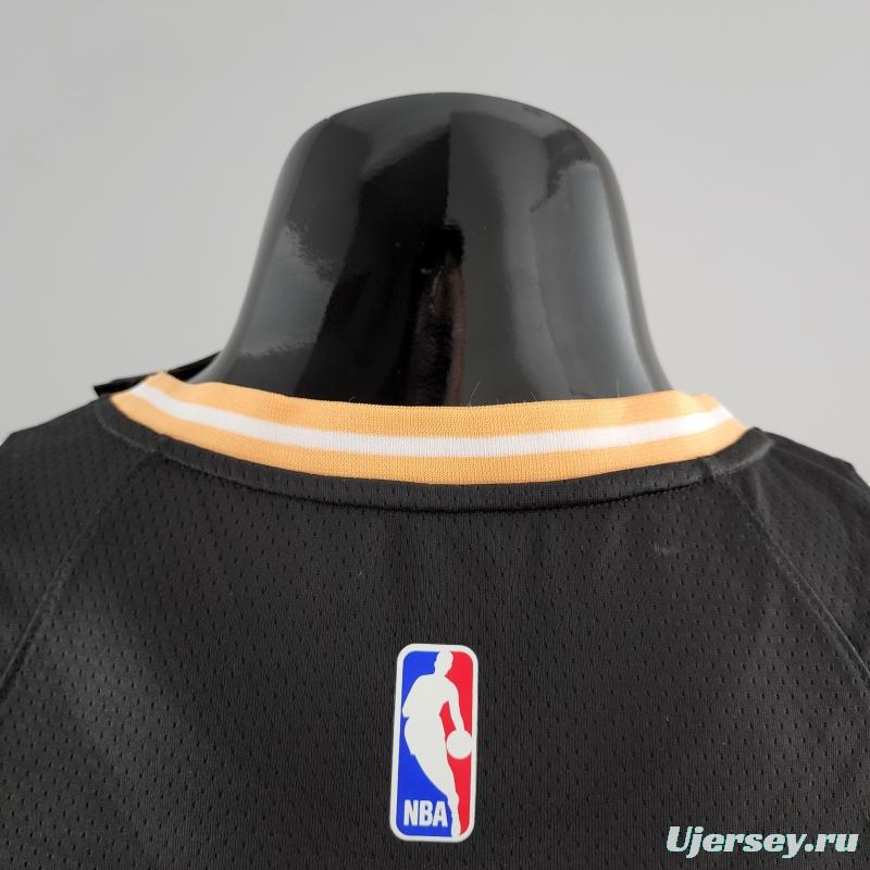 Atlanta Hawks Young #11 Limited Black NBA Jersey