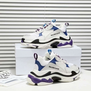 Men/Women Balenciaga Triple-S Sneaker White Item 6380340