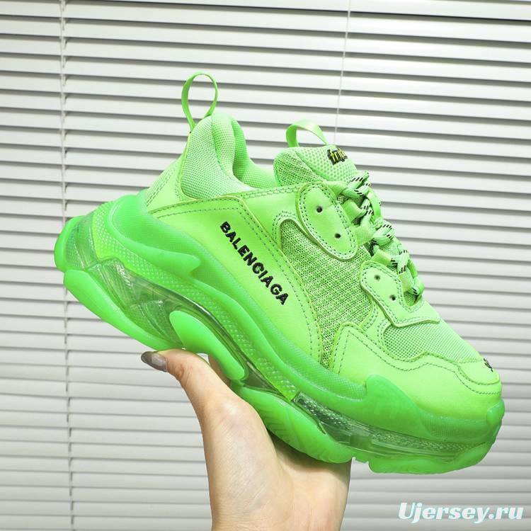 Men/Women Balenciaga Triple S Sneaker Green Item 6380380