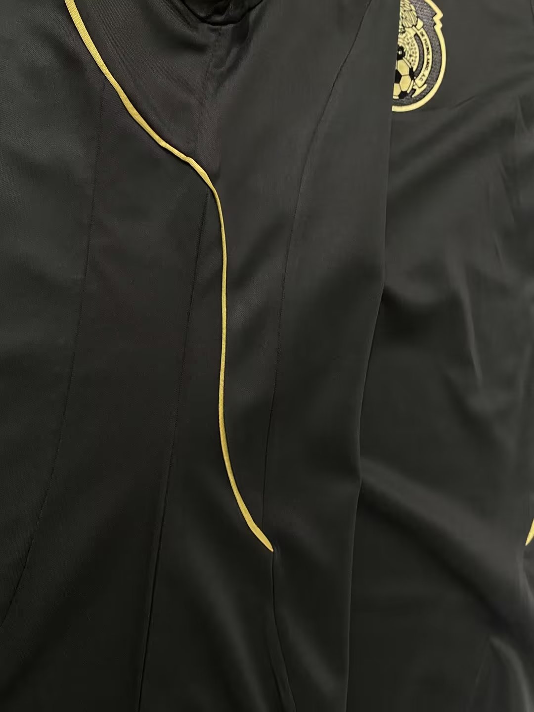 Retro 2011 Mexico Away Black Jersey