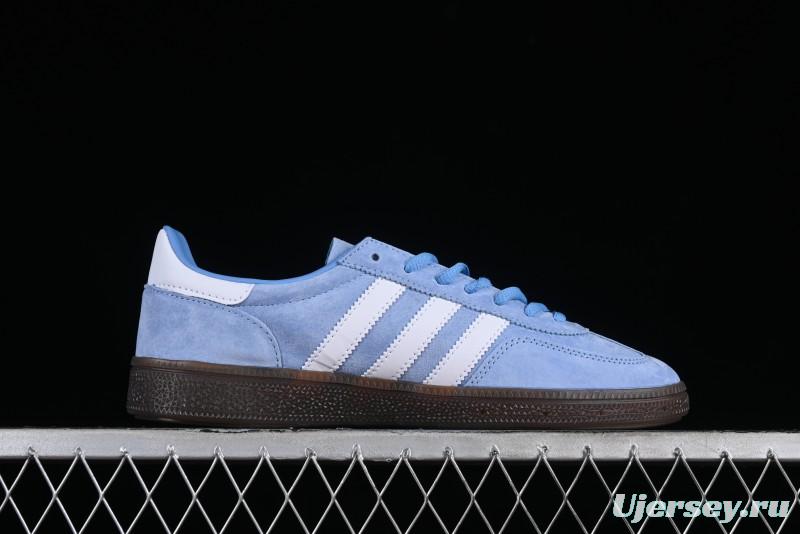 Adidas Handball Spezial Retro Casual Sneakers with Suede Upper and Gum Rubber Outsole - BD7632