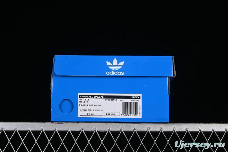 Adidas Handball Spezial Retro Casual Sneakers with Suede Upper and Gum Rubber Outsole - BD7632