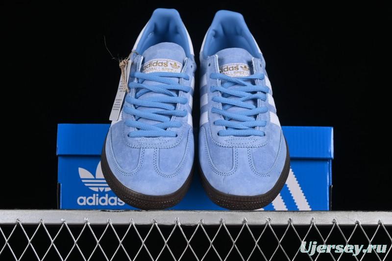 Adidas Handball Spezial Retro Casual Sneakers with Suede Upper and Gum Rubber Outsole - BD7632