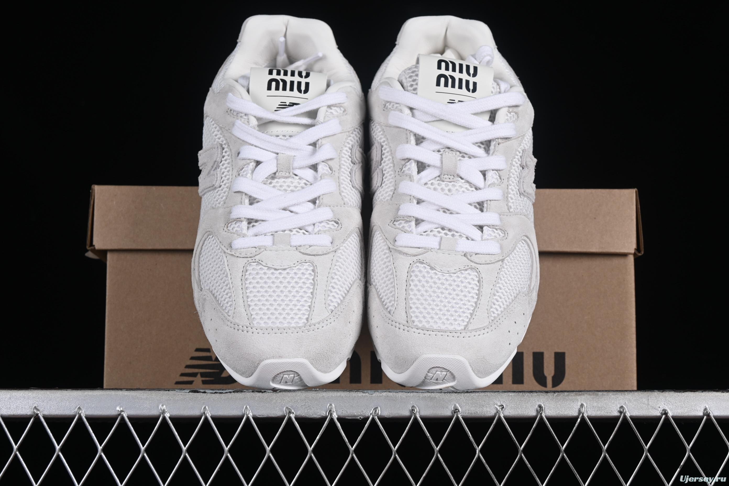 MiuMiu x New Balance 530 Series Low-Top Classic Retro Casual Running Shoes - 55655 White
