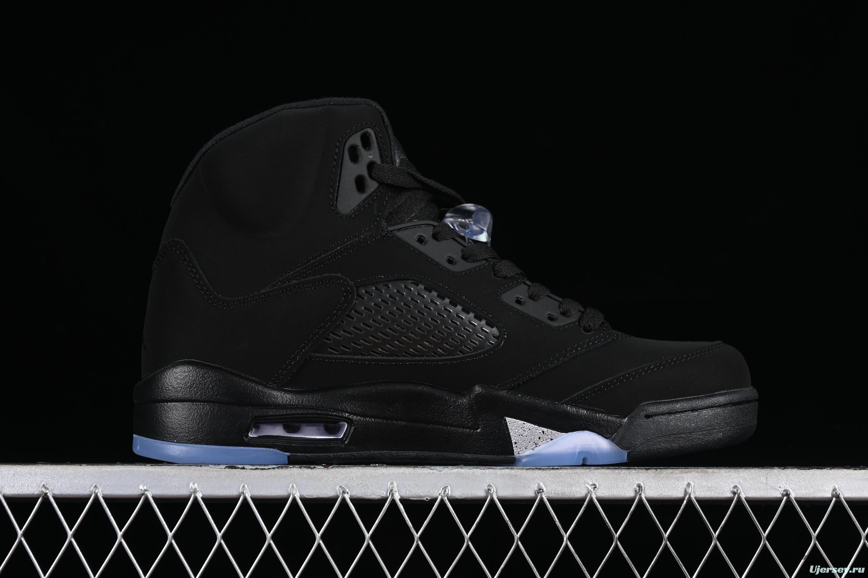 Nike Air Jordan 6 Retro Basketball Shoes with Black Leather and Suede Upper - FZ2239-001