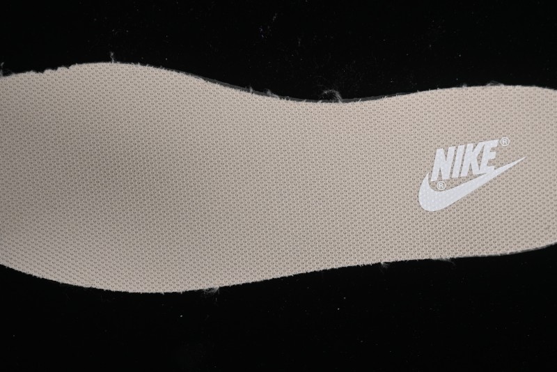 Nike Dunk Low SB Casual Sneakers with Deconstructed Laces and Dragon Well Tea-Inspired Design - DV0831-003
