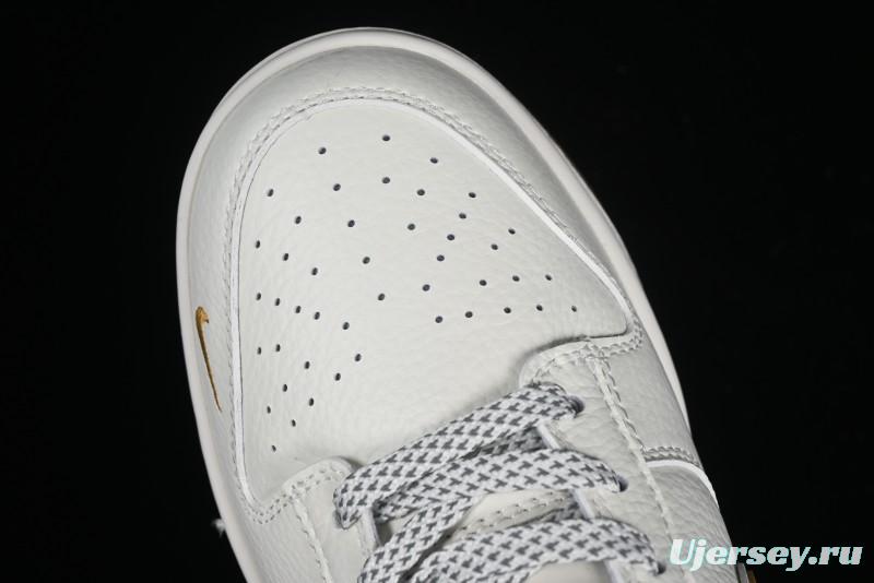 Supreme x Nike SB Dunk Low Anniversary Edition - XH0923-339
