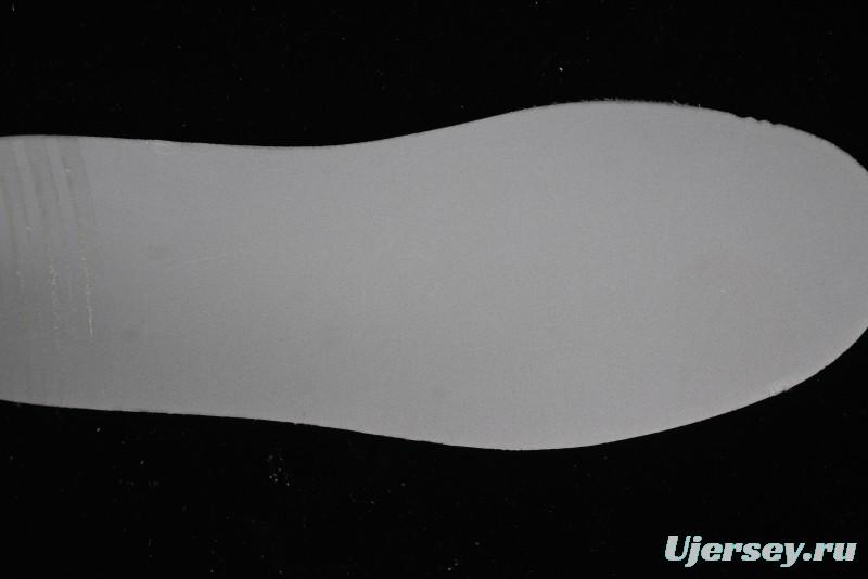 Stussy x Nike SB Dunk Low Retro Premium Sneakers in Off-White Light Grey Swoosh - DQ1098-377