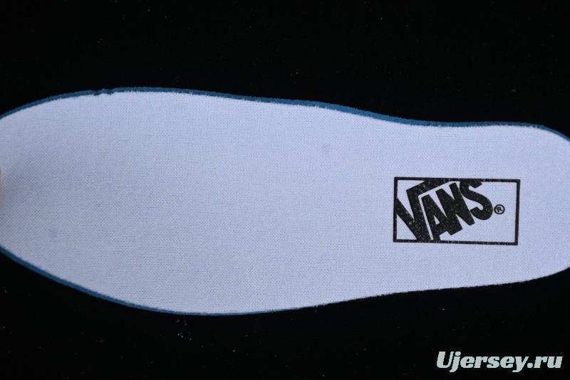 Vans Hylane Series Retro Sneakers with Iconic Side Stripe Design - VN000D269X1