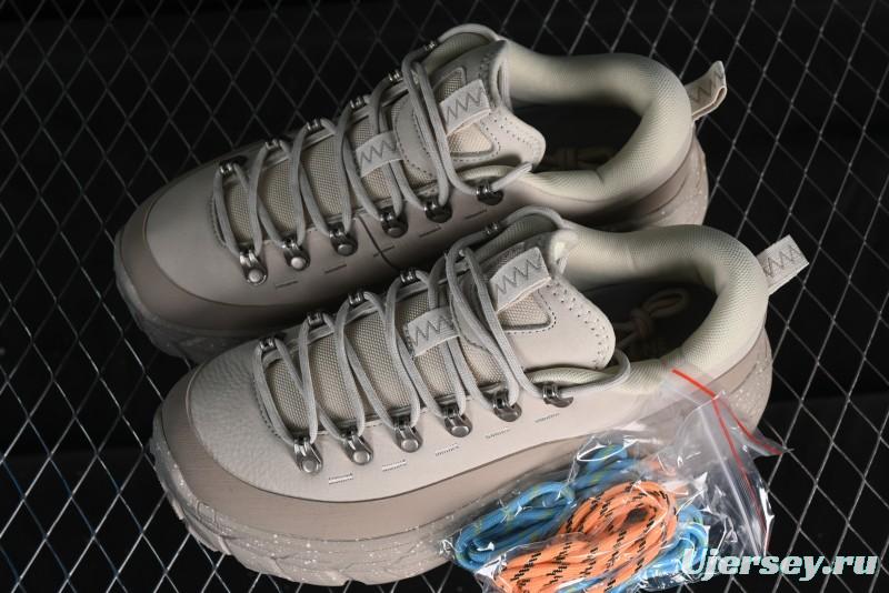 HOKA ONE ONE Tor Summit Low-Top Running Shoes with Geometric Cushioning for Stability and Comfort - 1147952 OLK