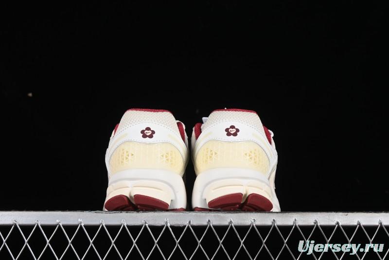 Nike Zoom Vomero 5 Retro Casual Running Shoes with EVA Midsole Cushion - HF0737-111