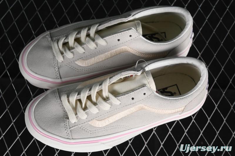 Vans Style 36 Low-Top Skate Shoes with Embroidered Details in Cream - VN000CRPGRN