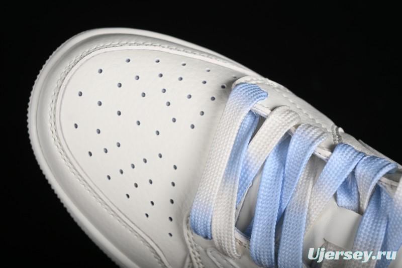 Nike SB Dunk Low Supreme Anniversary Edition Customized Low-Top Casual Sneakers in Off-White and Blue - BB6588-102