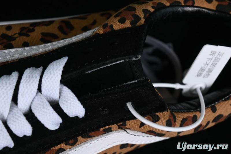 Vans Old Skool Classic Retro Low-Top Canvas Sneakers with Leopard Print and Slip-Resistant Sole - VN000CR5CJK