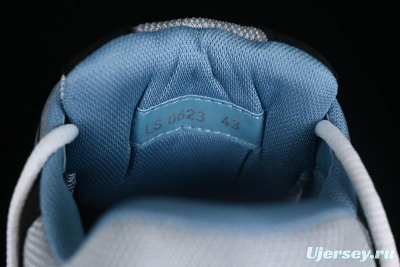 Dior B30 Sneakers with Reflective CD30 Logo and Lightweight Rubber Sole - CD30