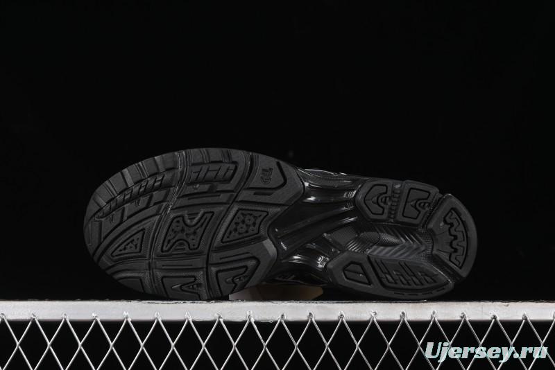 Asics Gel-Kayano 14 Running Shoes with Breathable Design and Professional Cushioning - 1201A019-006