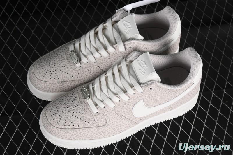 Nike Air Force 1 '07 Low Casual Sneakers with Full-Length Air Cushion - FV6519-001