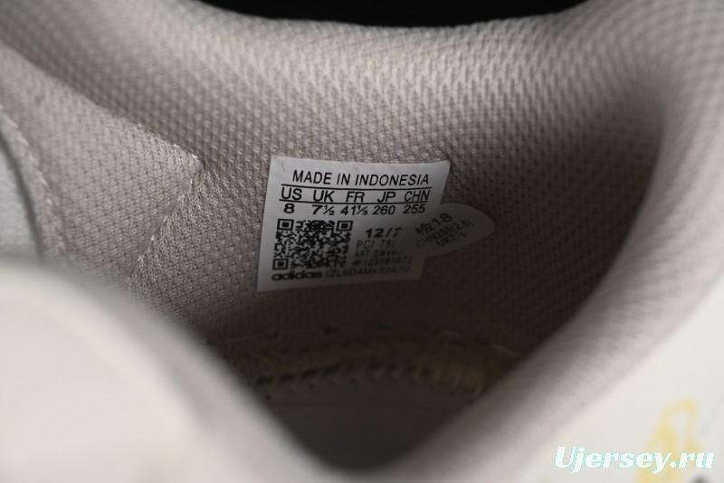 Adidas Superstar GW4440 Casual Sneakers with Shell Toe Design - GW4440