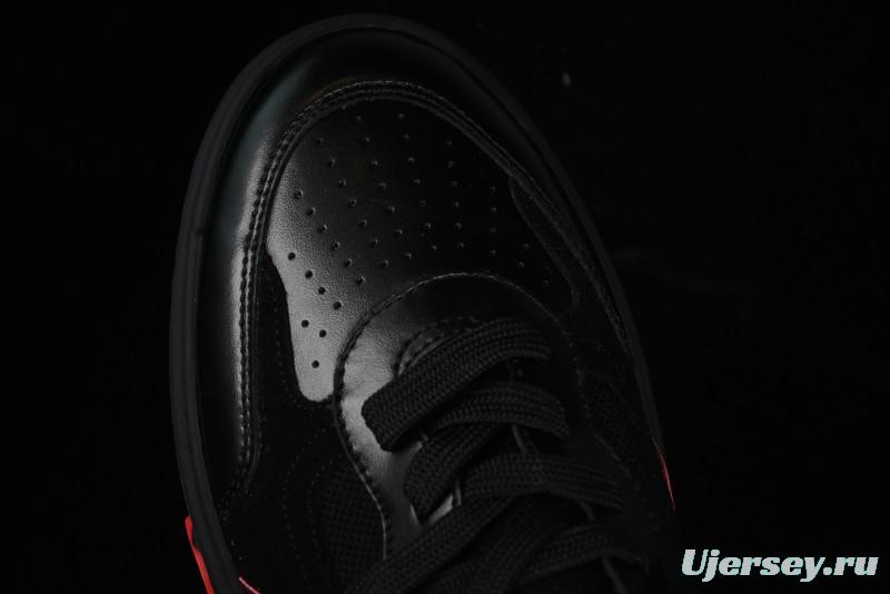 Christian Louboutin Astroloubi Comfortable Fashion Low-Top Sneakers - X.D4