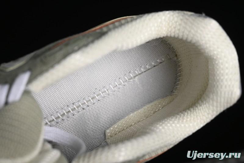 New Balance 990 Series Premium Made in USA Retro Running Shoes - M990GT4