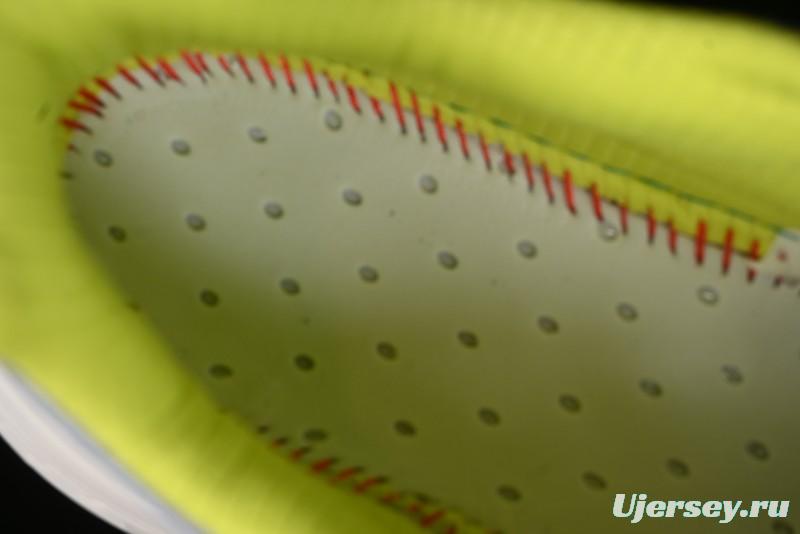 Hoka Mafate Three 2 Ultra-Lightweight Cushioned Trail Running Shoes - 1153931 WNN