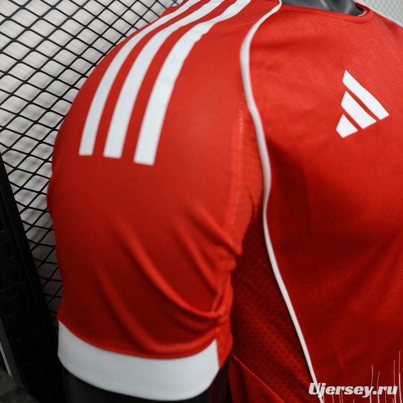 Player Version 25/26 Bayern Munich Home Jersey