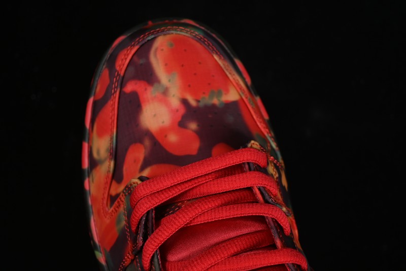 Nike SB Dunk Low The Wizard Of Oz Limited Edition Tear-Away Casual Sneakers - FZ1291-600