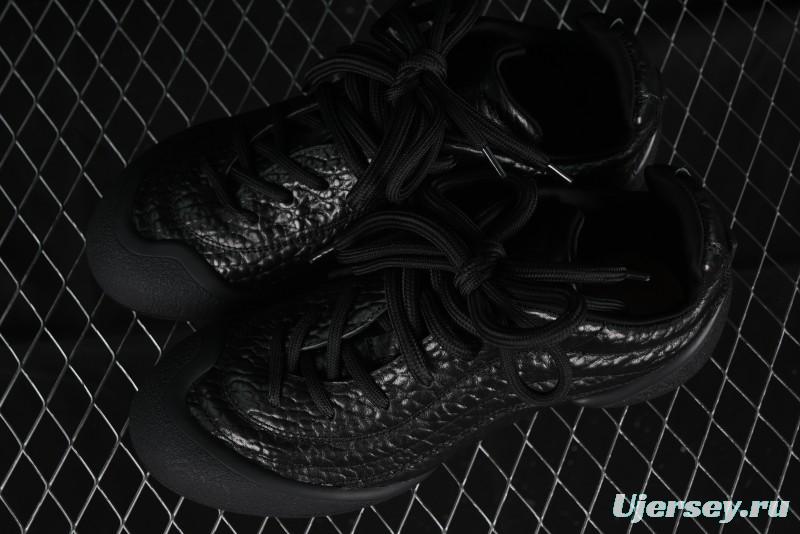 Alexander McQueen Flexion Retro Sneakers in Black with Diamond Grain Calfskin - 8.F6