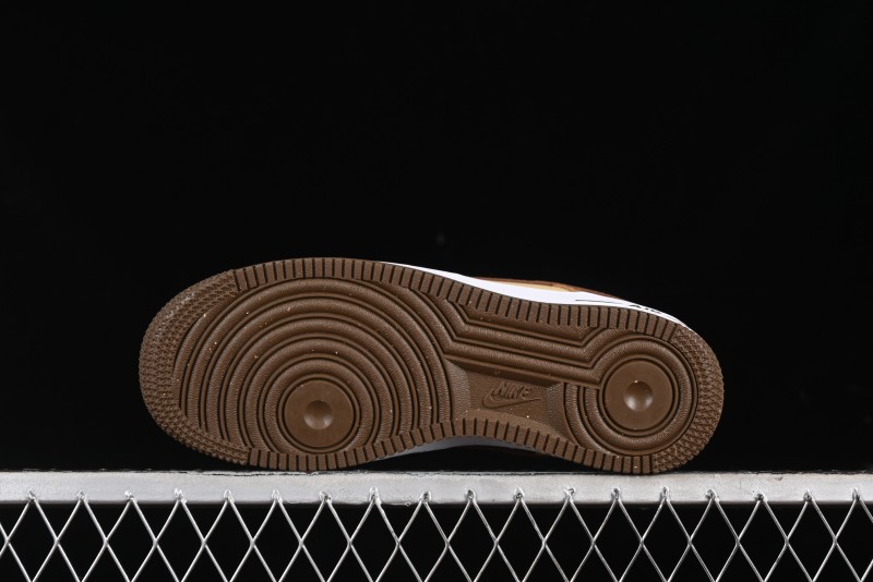Nike Air Force 1 '07 Low Casual Sneakers with Full-Length Air Cushion - HQ3905-200