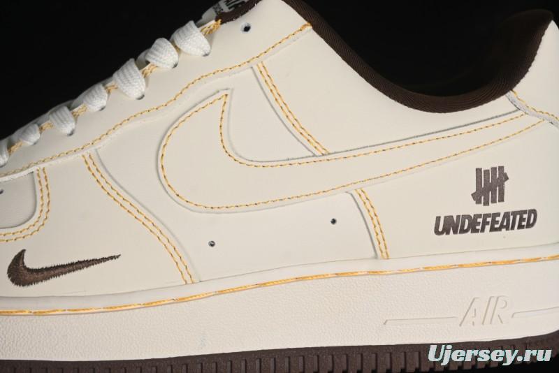 Nike Air Force 1 '07 Low UN Collaboration Casual Sneakers in Off-White with Yellow Stitch - KK3333-002