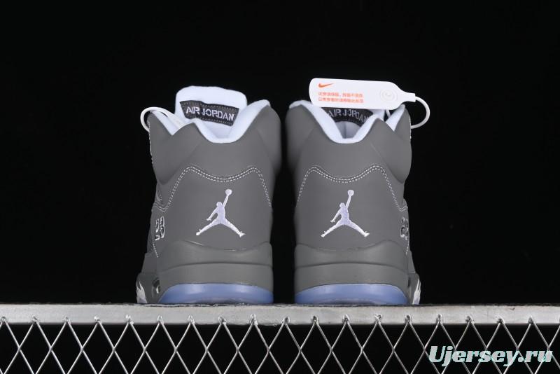 Nike Air Jordan 5 Retro Basketball Shoes with Grey Wolf Colorway - 136027-005