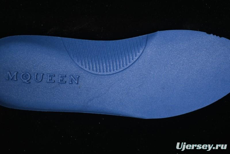 Alexander McQueen Flexion Retro Sneakers in Black with Diamond Grain Calfskin - 8.F6