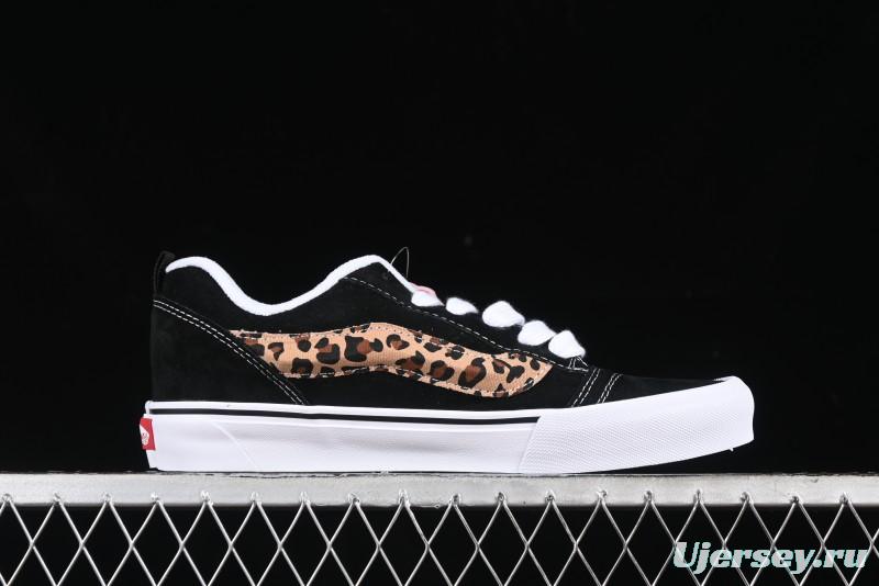Vans Classics Knu Skool Sneakers with Leopard Print Logo in Black - VN000D2GBA2
