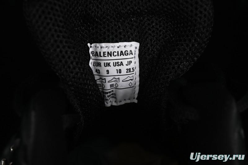 Balenciaga Defender Rubber Platform Sneakers Low-Top Combat Outdoor Shoes with Studded Design and Exaggerated Tire Tread Sole - W2RAG1081