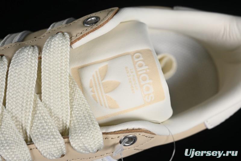 Adidas Originals Superstar Casual Sneakers with Shell Toe Design - IE3039