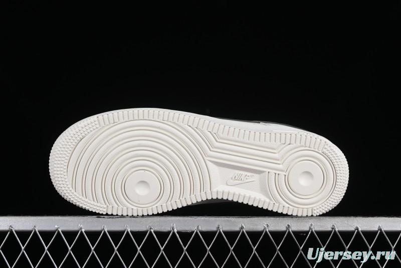 Nike Air Force 1 '07 Low Casual Sneakers in White Green Colorway - CQ5059-110