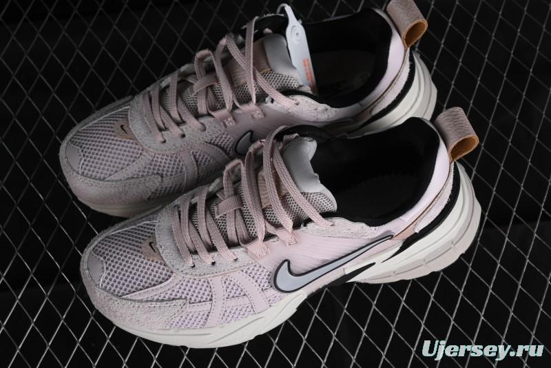 Nike Runtekk V2K Retro Low-Top Running Shoes with Cushlon Foam and Anti-Slip Design - FN6703-001