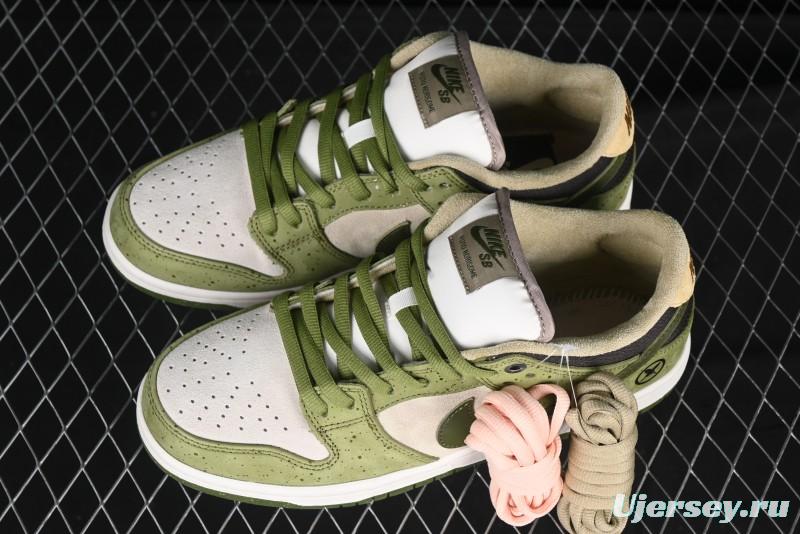 Nike Yuto Horigome x SB Dunk Low Pro 2.0 Casual Skate Shoes with Speckled Design - HF8022-300