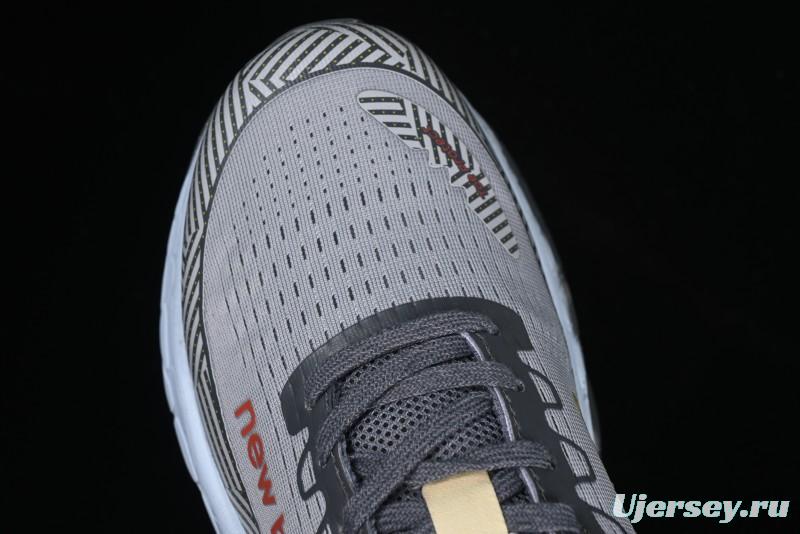 New Balance Fresh Foam X More V3TDS Low-Top Running Shoes with Durable Slip-Resistant Outsole - MTMORAG3