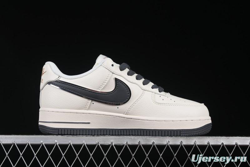 Nike Air Force 1 '07 Low Casual Sneakers in Black Pigskin - XZ6188-705