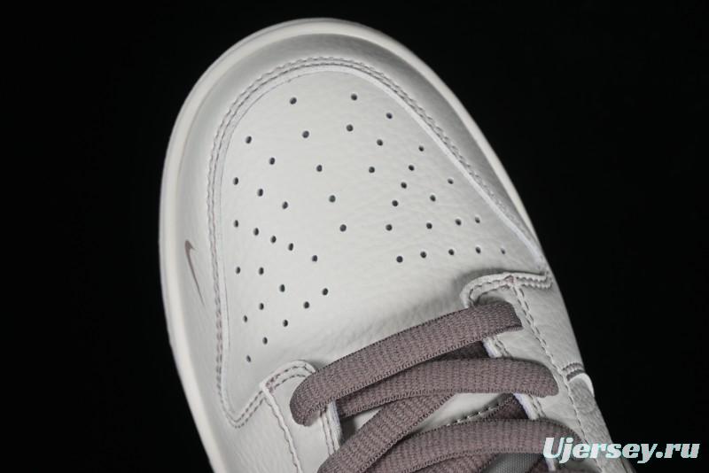 Nike Supreme SB Dunk Low Custom High-End Casual Skateboarding Shoes with Light Pink Colorway - RM2308-331