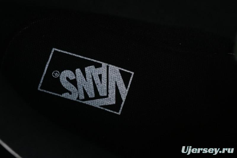 Vans Knu Skool Low-Top Retro Casual Vulcanized Sneakers - VN0009QCB9M