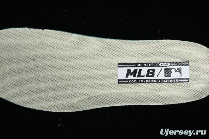 New York Yankees Chunky Runner Basic Lace-Up Lightweight Casual Sneakers - 3ASHCRR3N43WHS