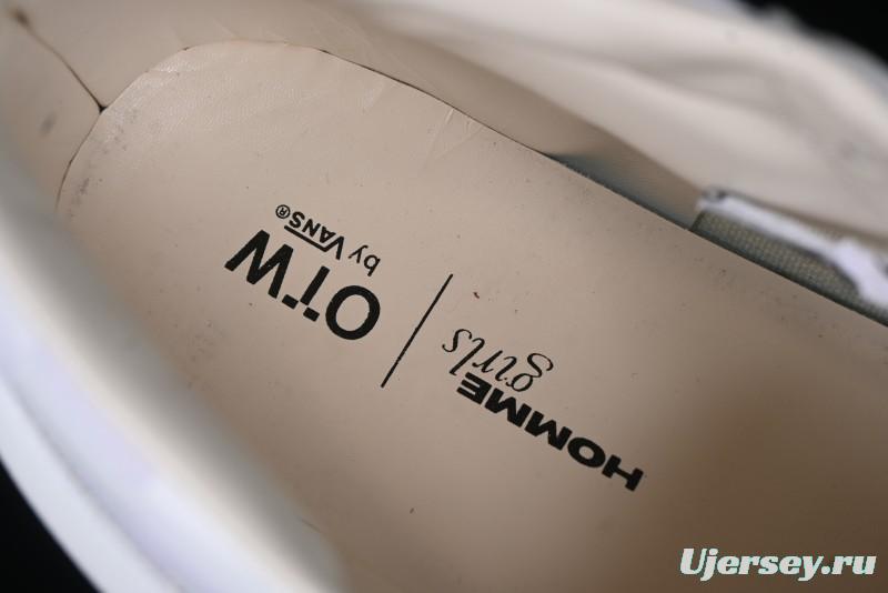 Vans HommeGirls x Sk8-Mid Fashion Casual Mid-Top Suede Skate Shoes with Bold Side Stripes - VN000NBN2VZ